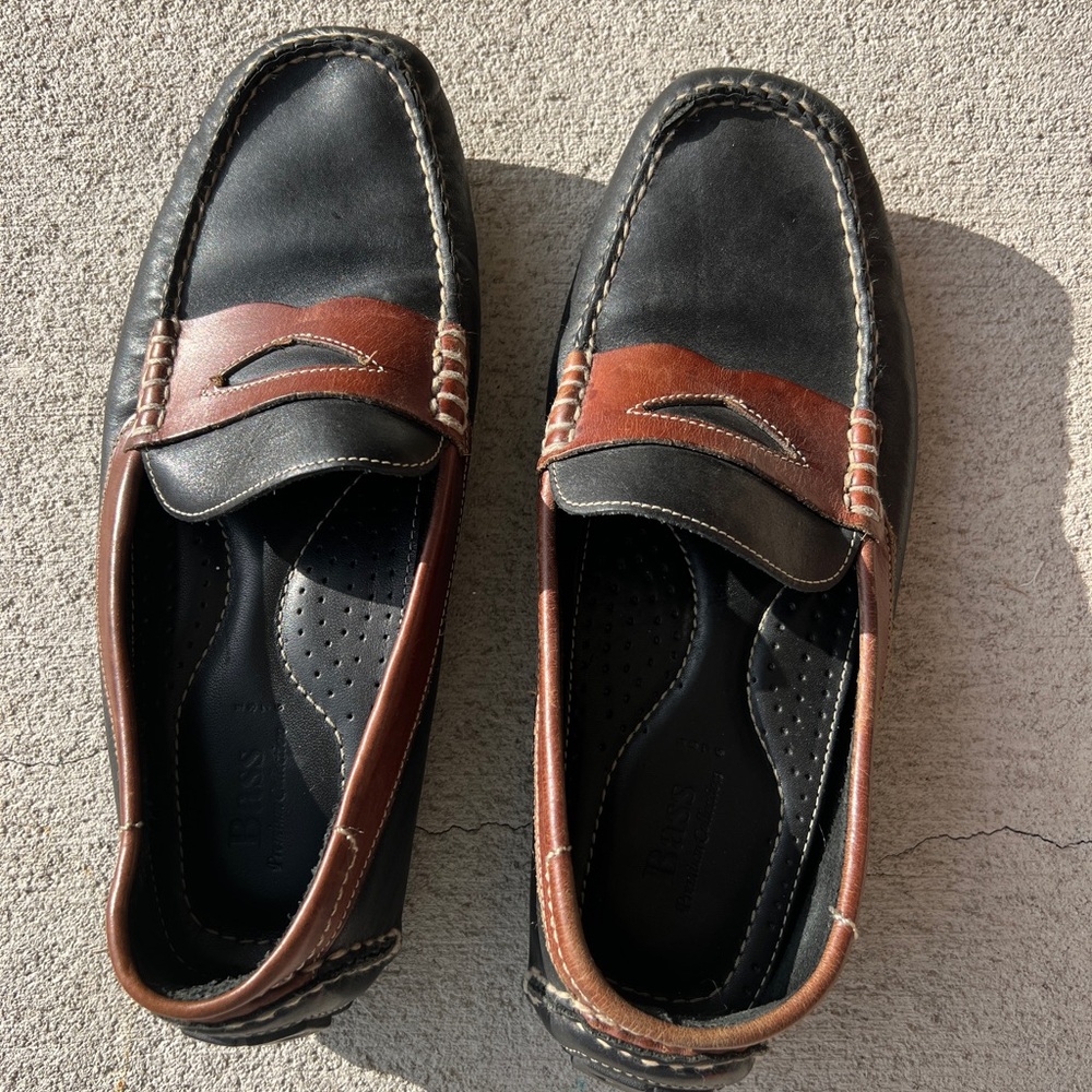 Bass Black and Brown Leather Loafers